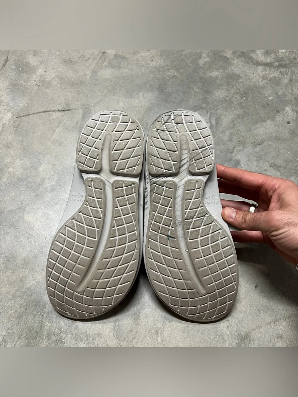 OOFOS OOahh Slide Sandal Gray Recovery Comfort Shoes Men 9 Women's 11